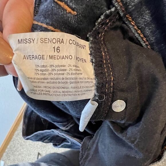 Gloria Vanderbilt Missy Amanda Jeans - Picture 5 of 8